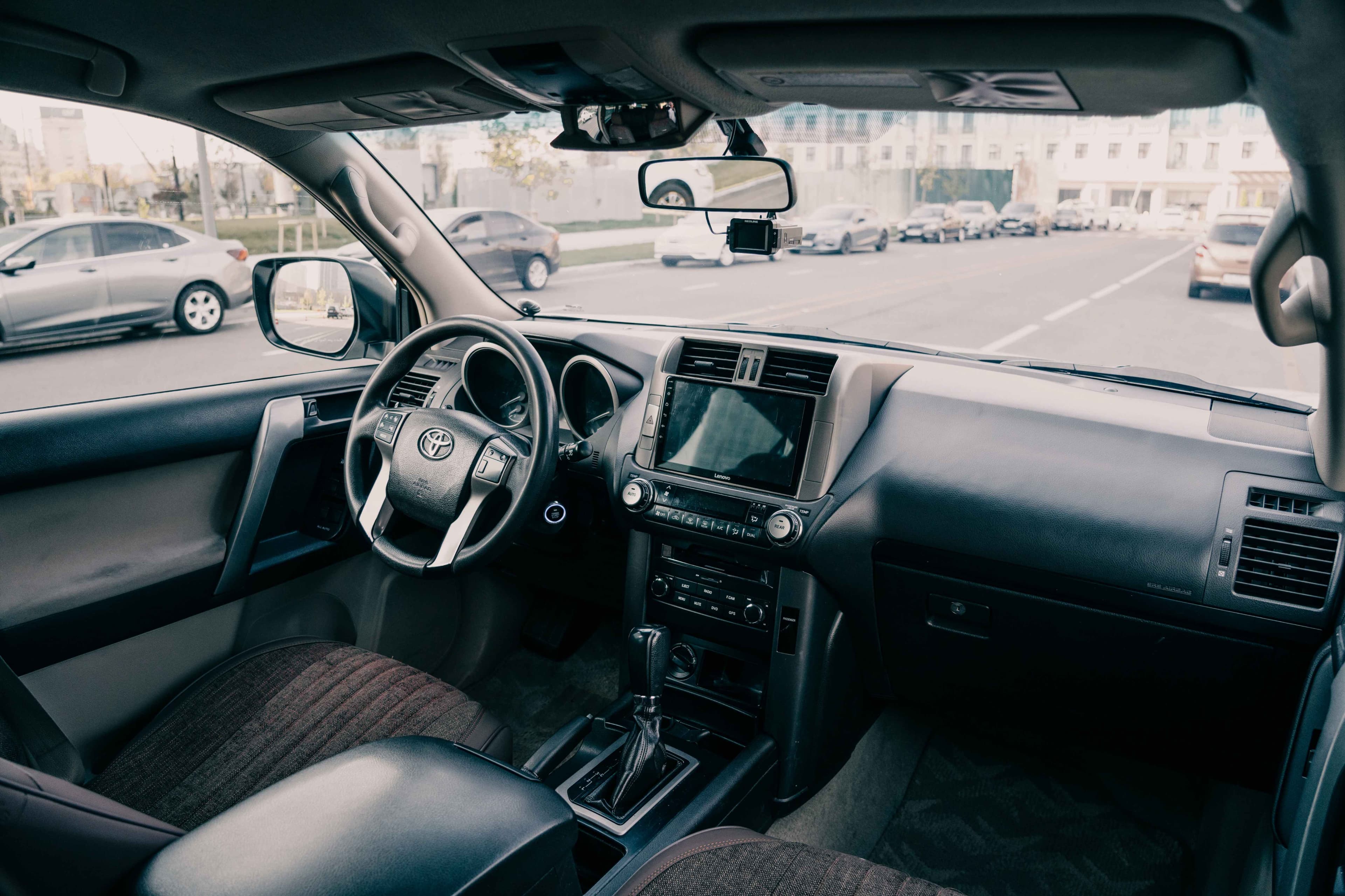 TOYOTA PRADO 150