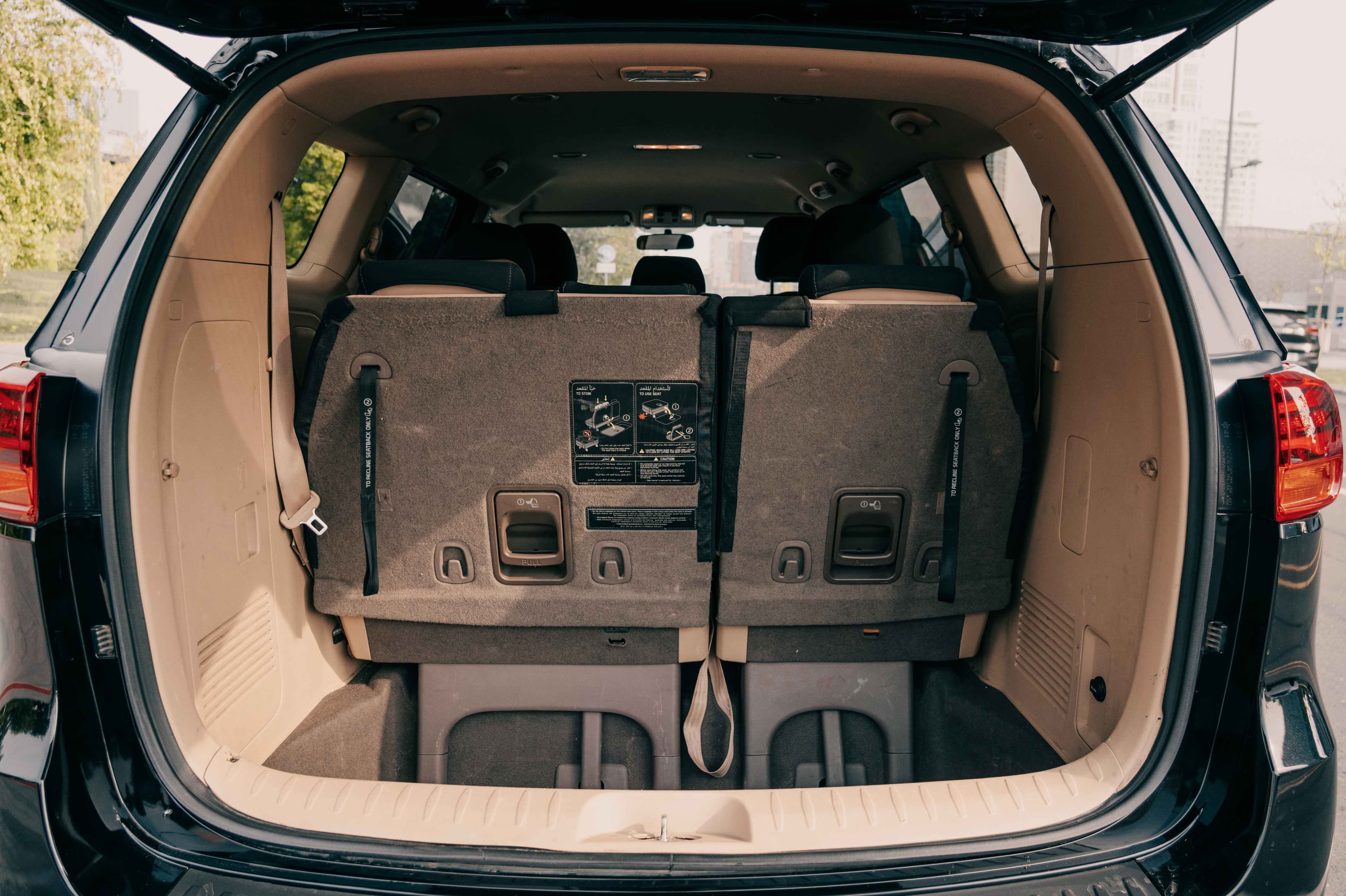 KIA CARNIVAL