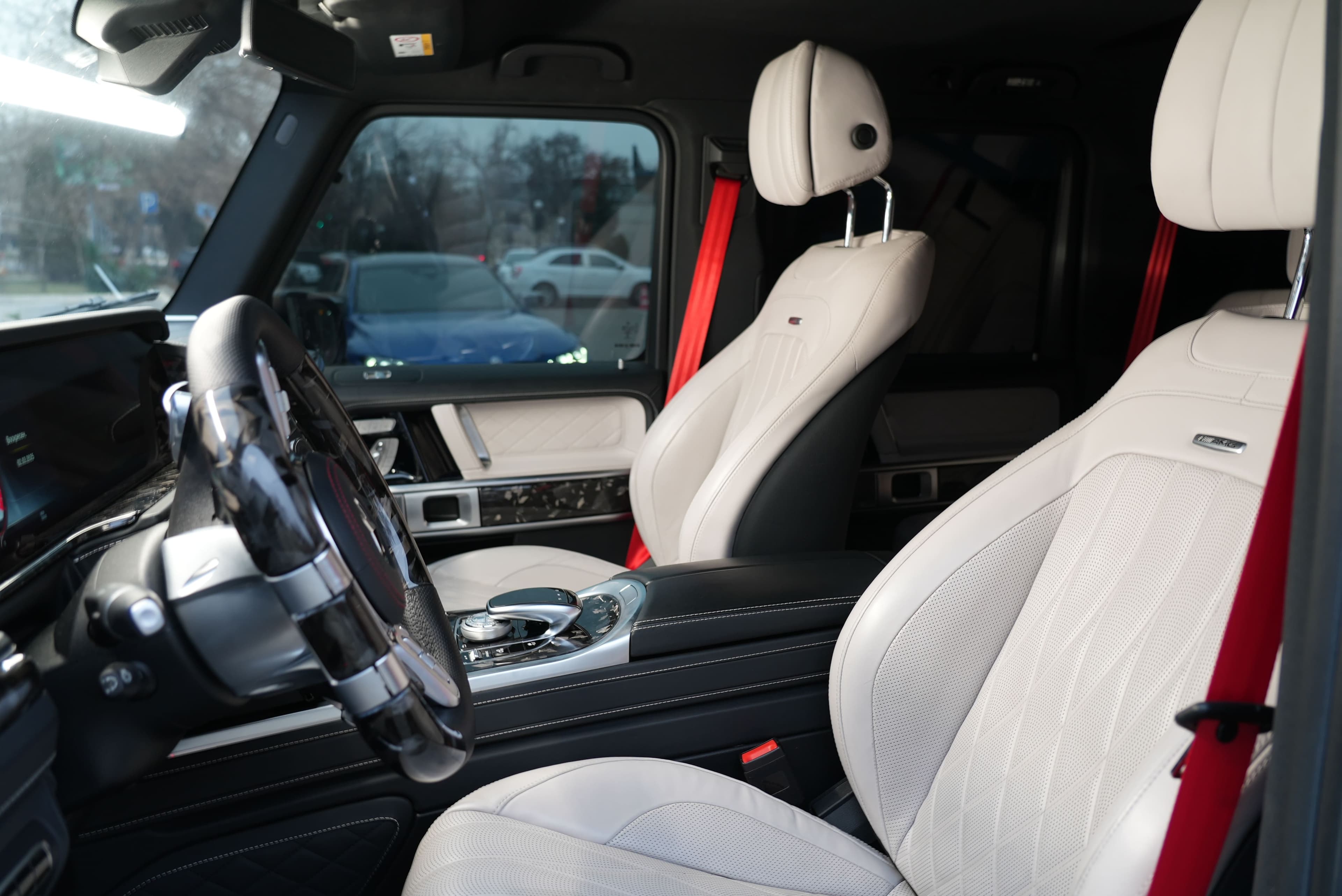 MERCEDES BENZ G400d