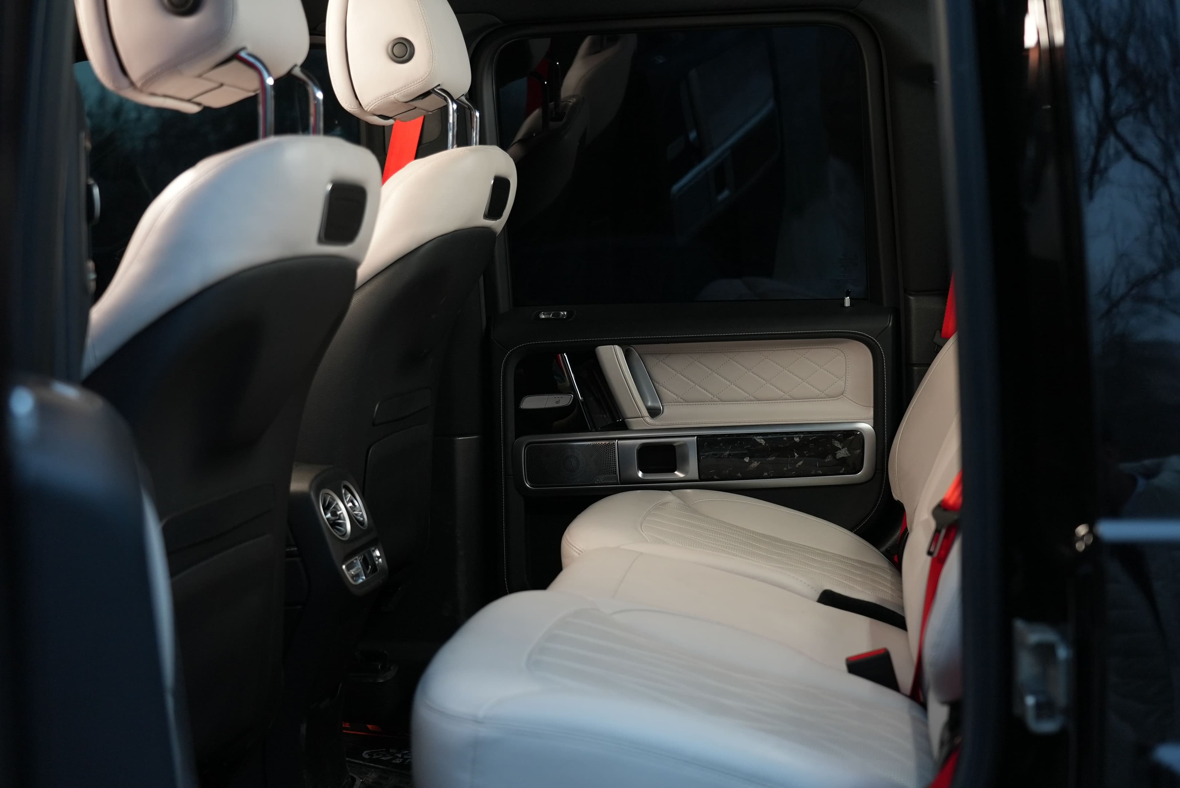 MERCEDES BENZ G400d